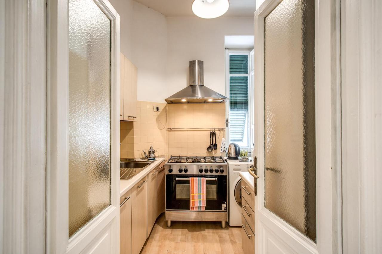 Colonna Suite - Rome Via Del Corso Big Apartment Luaran gambar
