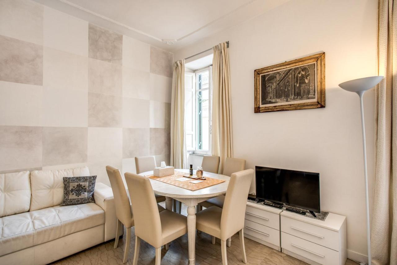 Colonna Suite - Rome Via Del Corso Big Apartment Luaran gambar