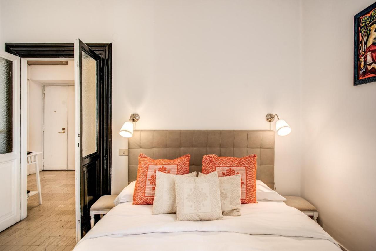 Colonna Suite - Rome Via Del Corso Big Apartment Luaran gambar