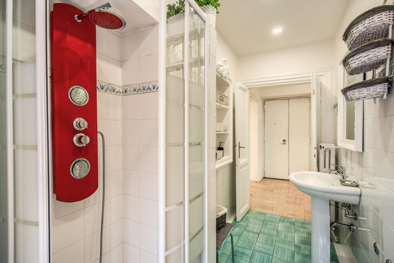 Colonna Suite - Rome Via Del Corso Big Apartment Luaran gambar