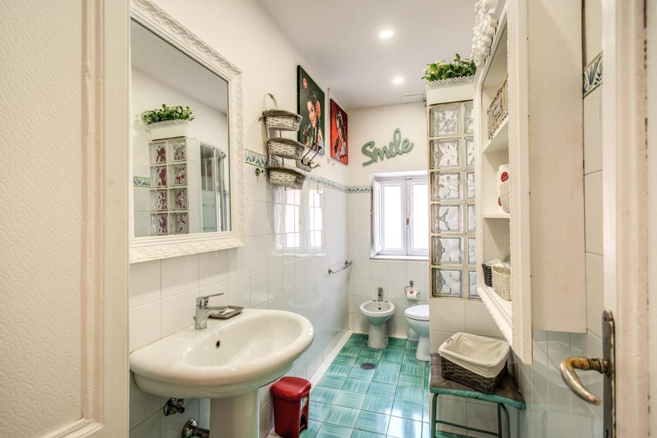 Colonna Suite - Rome Via Del Corso Big Apartment Luaran gambar