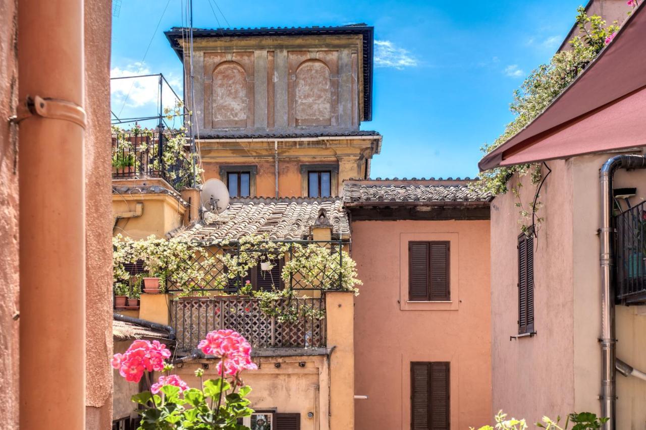 Colonna Suite - Rome Via Del Corso Big Apartment Luaran gambar